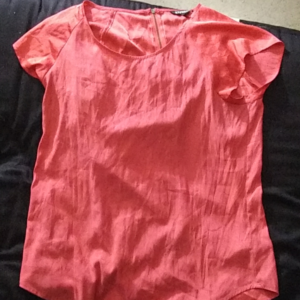 Large express shirt